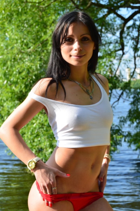 Инга, 22